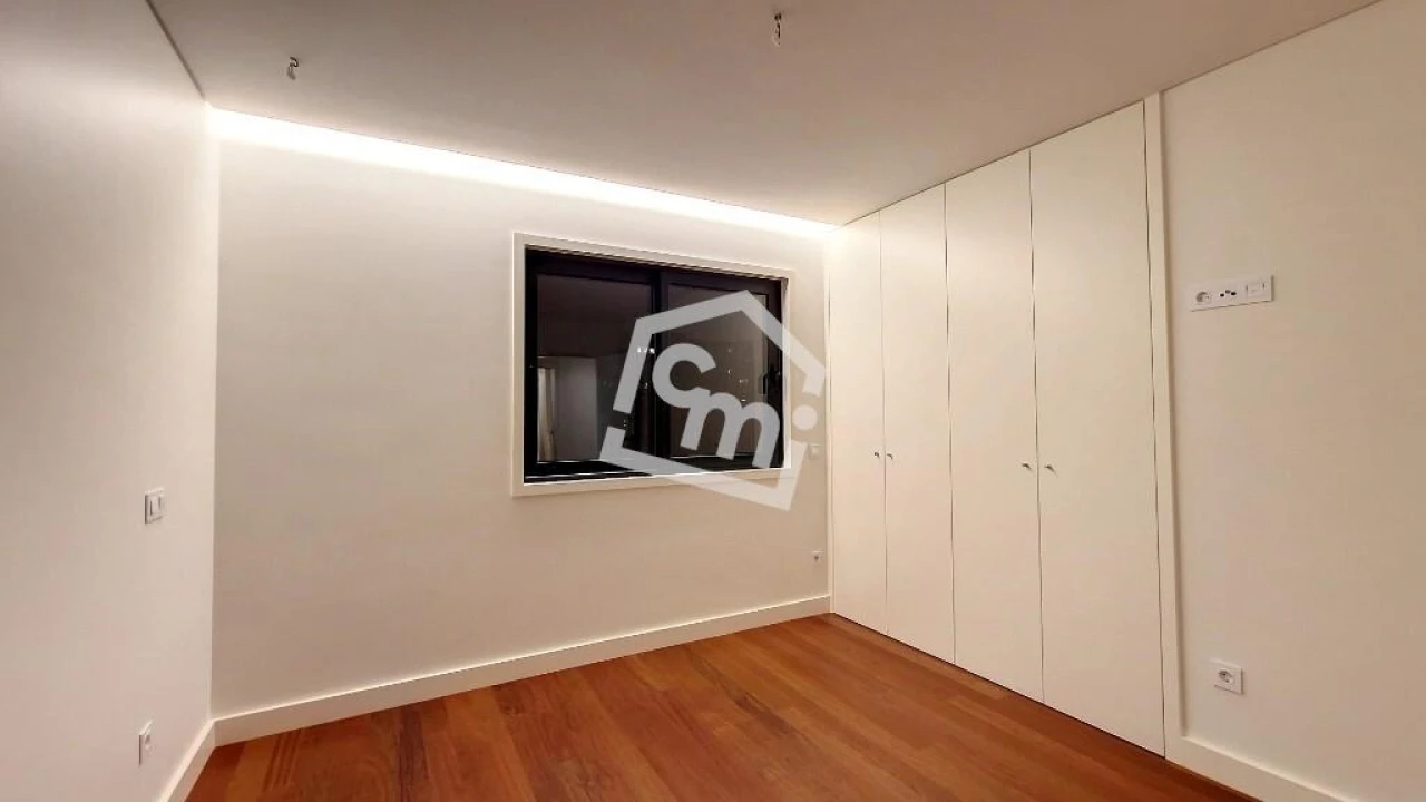Apartamento T4 para Arrendamento em Matosinhos e Leça da Palmeira Foto 23
