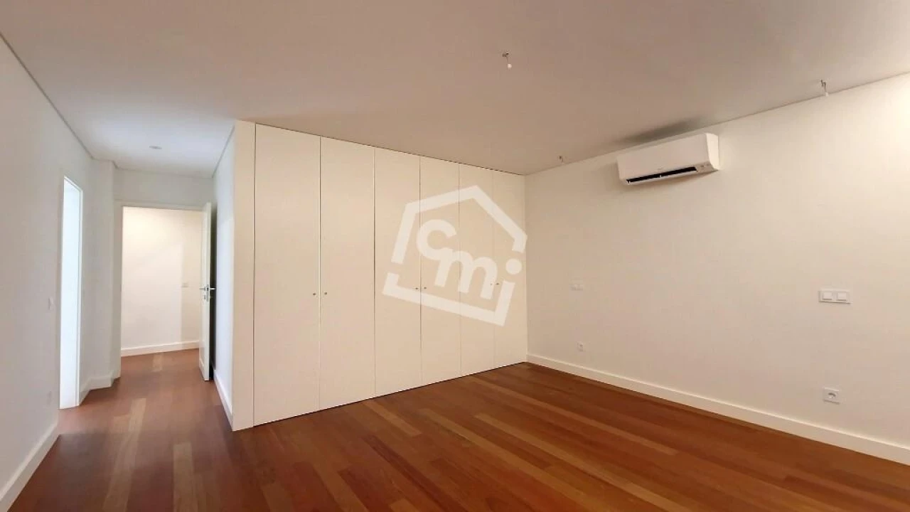 Apartamento T4 para Arrendamento em Matosinhos e Leça da Palmeira Foto 35
