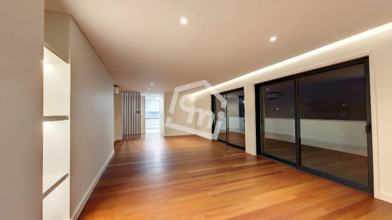 Apartamento T4 para Arrendamento em Matosinhos e Leça da Palmeira Foto 16