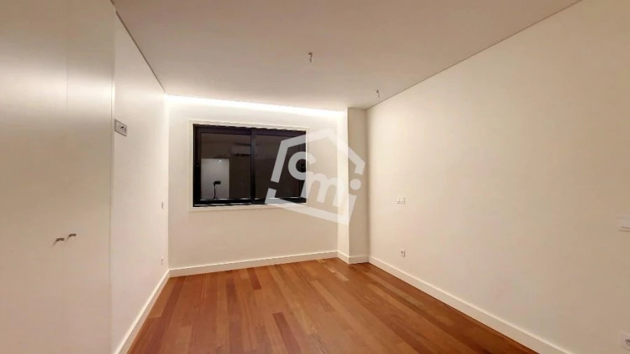 Apartamento T4 para Arrendamento em Matosinhos e Leça da Palmeira Foto 27