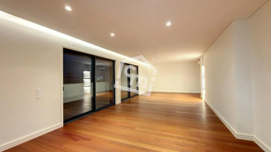Apartamento T4 para Arrendamento em Matosinhos e Leça da Palmeira Foto 13