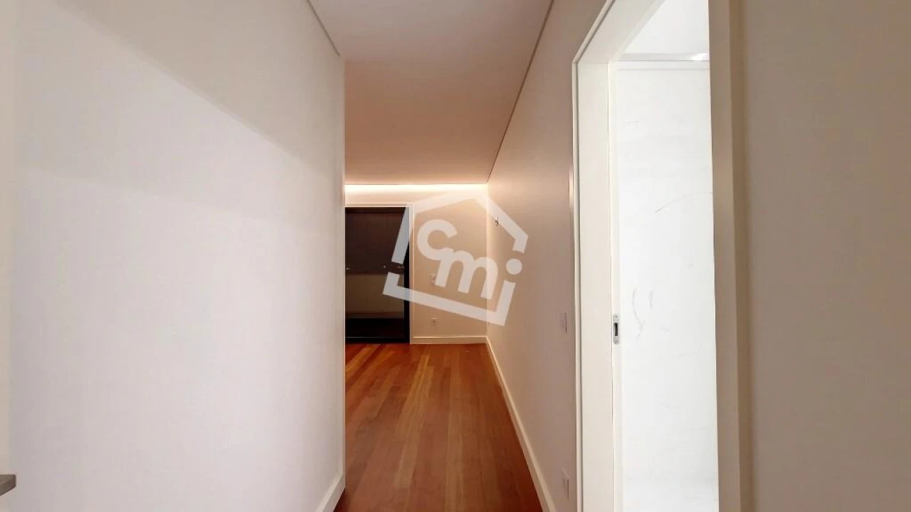 Apartamento T4 para Arrendamento em Matosinhos e Leça da Palmeira Foto 31