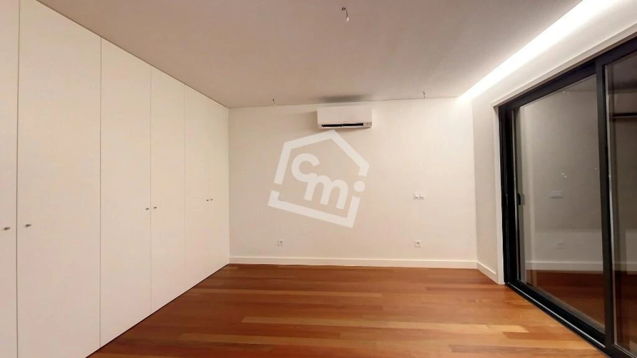 Apartamento T4 para Arrendamento em Matosinhos e Leça da Palmeira Foto 34