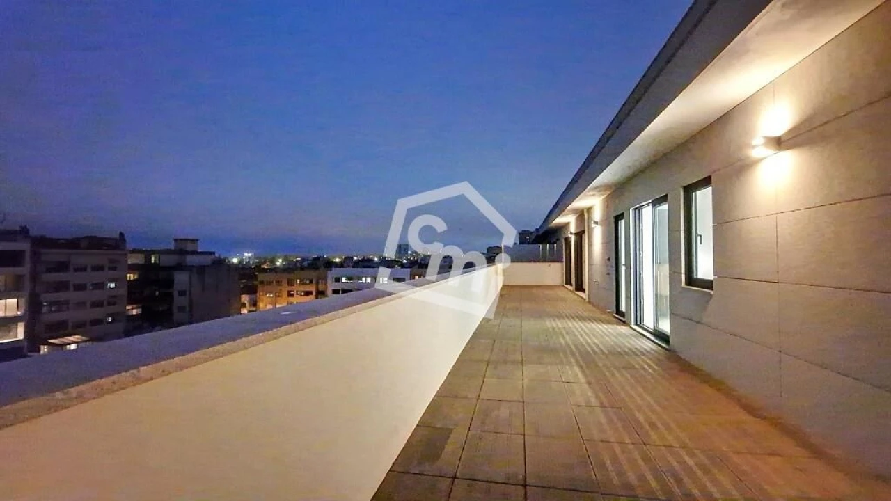 Apartamento T4 para Arrendamento em Matosinhos e Leça da Palmeira Foto 2