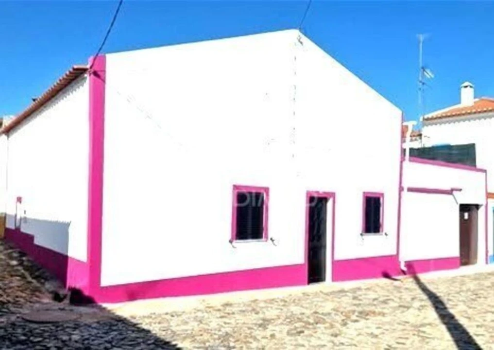 Moradia T2 para Venda em Torrão Foto 3