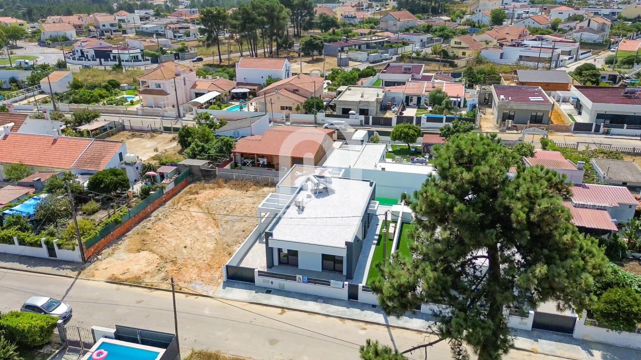 Moradia T3 para Venda em Fernao Ferro Foto 62