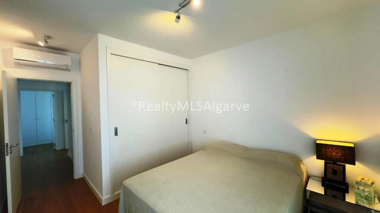 Apartamento T3 para Venda em Faro (Sé e São Pedro) Foto 13