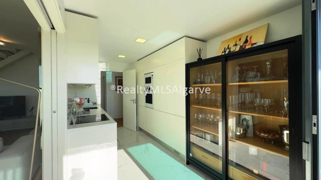 Apartamento T3 para Venda em Faro (Sé e São Pedro) Foto 9