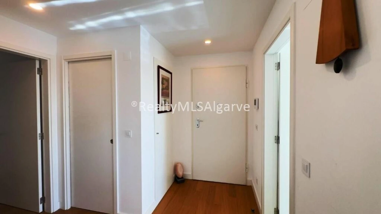 Apartamento T3 para Venda em Faro (Sé e São Pedro) Foto 11