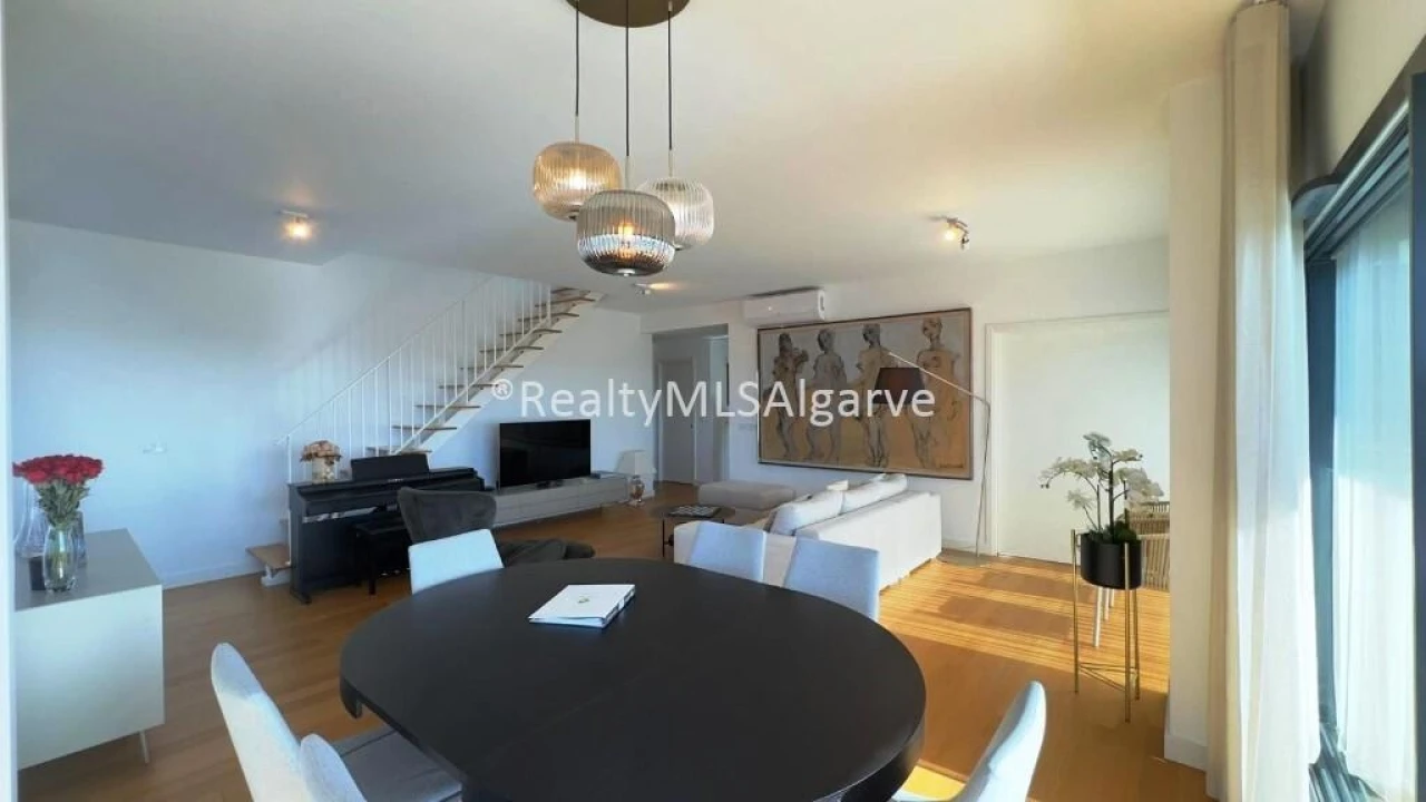 Apartamento T3 para Venda em Faro (Sé e São Pedro) Foto 6
