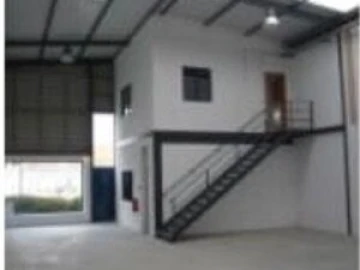 Armazém para Arrendamento em São Brás de Alportel