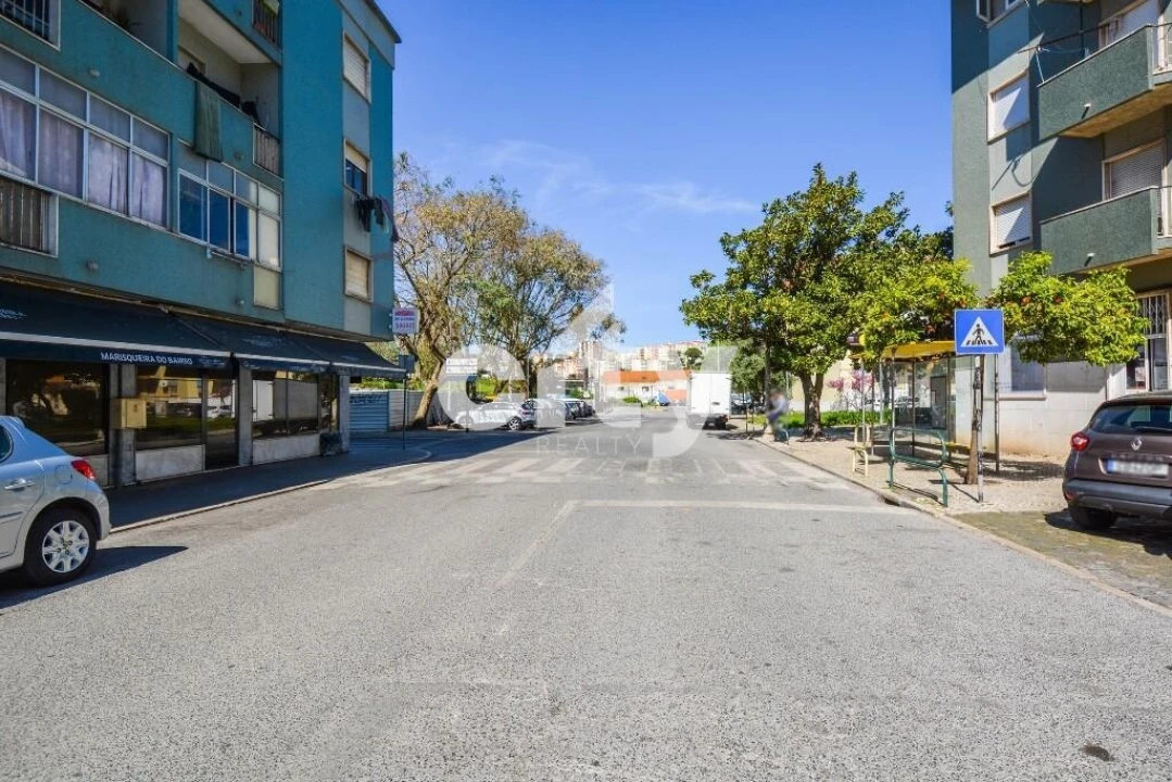 Negócio para Trespasse em Póvoa de Santo Adrião e Olival Basto Foto 28