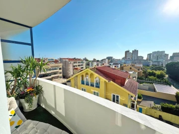 Apartamento T4 para Venda em Póvoa de Varzim, Beiriz e Argivai