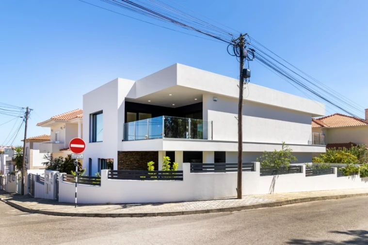 Moradia T4 para Venda em Amora Foto 2