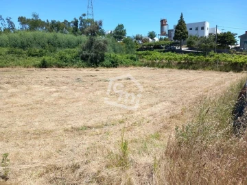 Terreno para Venda em Vandoma