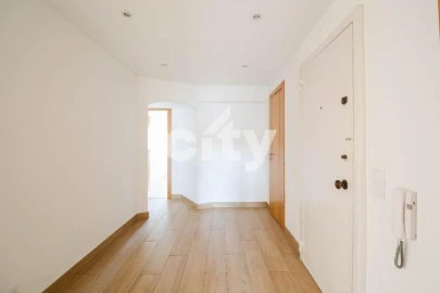 Apartamento T3 para Arrendamento em Lumiar