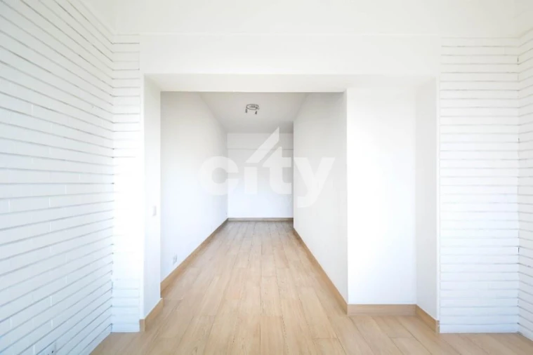 Apartamento T3 para Arrendamento em Lumiar Foto 8