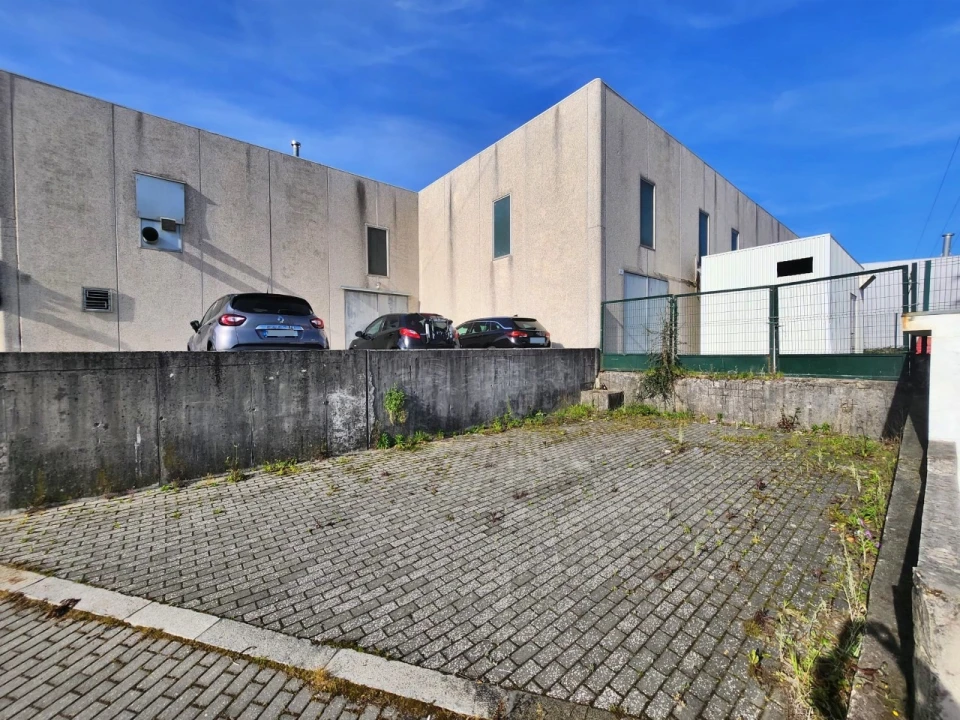 Armazém para Arrendamento em Touguinha e Touguinhó Foto 2