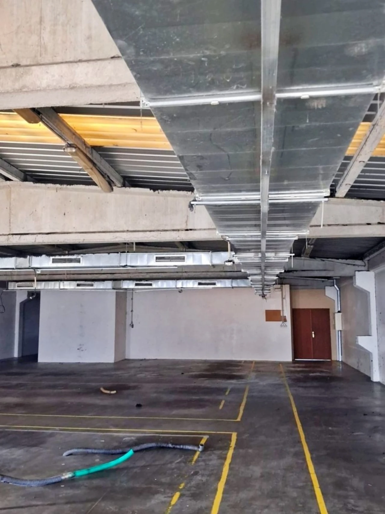 Armazém para Arrendamento em Touguinha e Touguinhó Foto 5