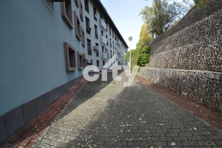 Apartamento T4 para Venda em Póvoa de Santo Adrião e Olival Basto Foto 35