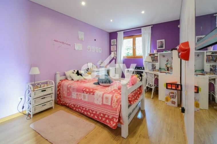 Apartamento T4 para Venda em Póvoa de Santo Adrião e Olival Basto Foto 28