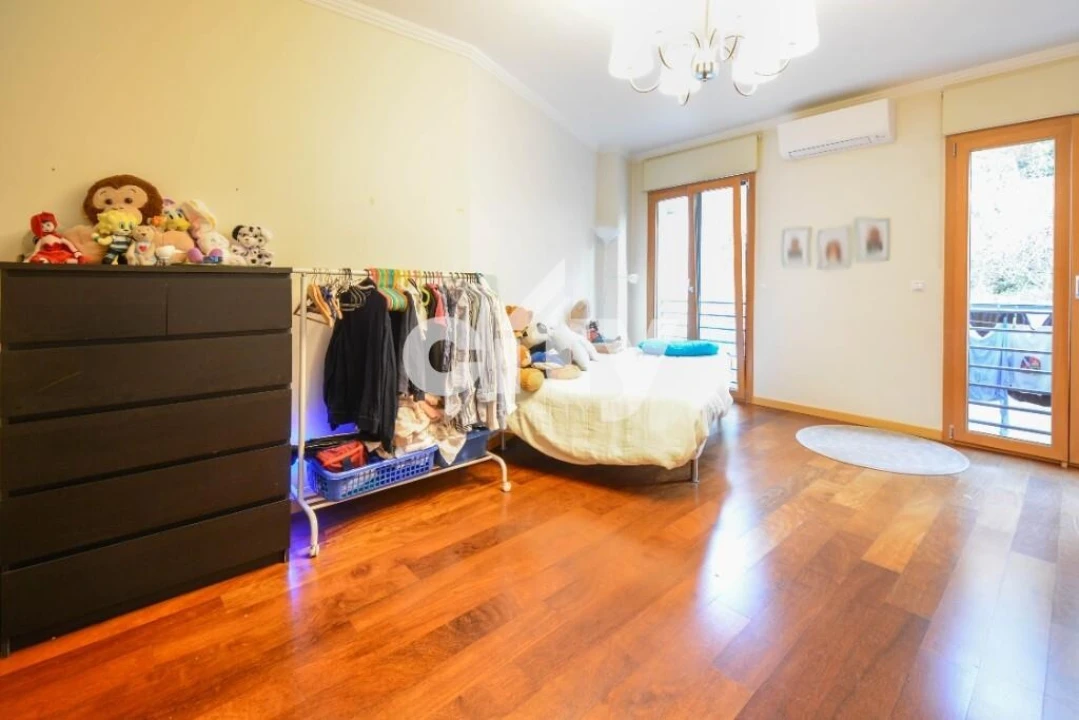 Apartamento T4 para Venda em Póvoa de Santo Adrião e Olival Basto Foto 16