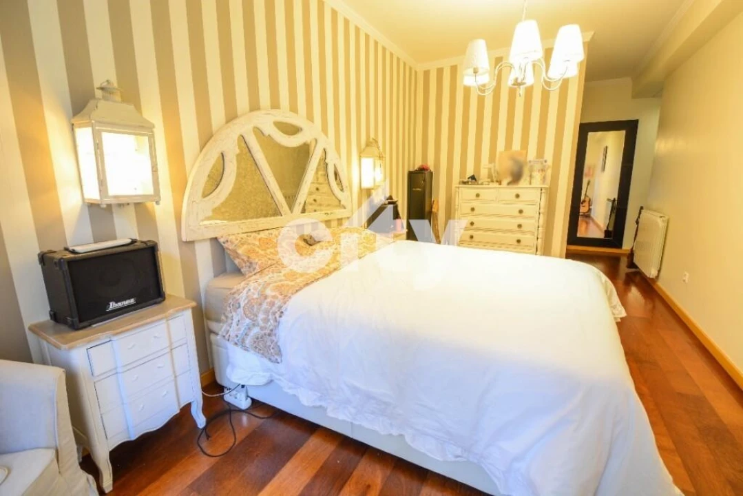 Apartamento T4 para Venda em Póvoa de Santo Adrião e Olival Basto Foto 19