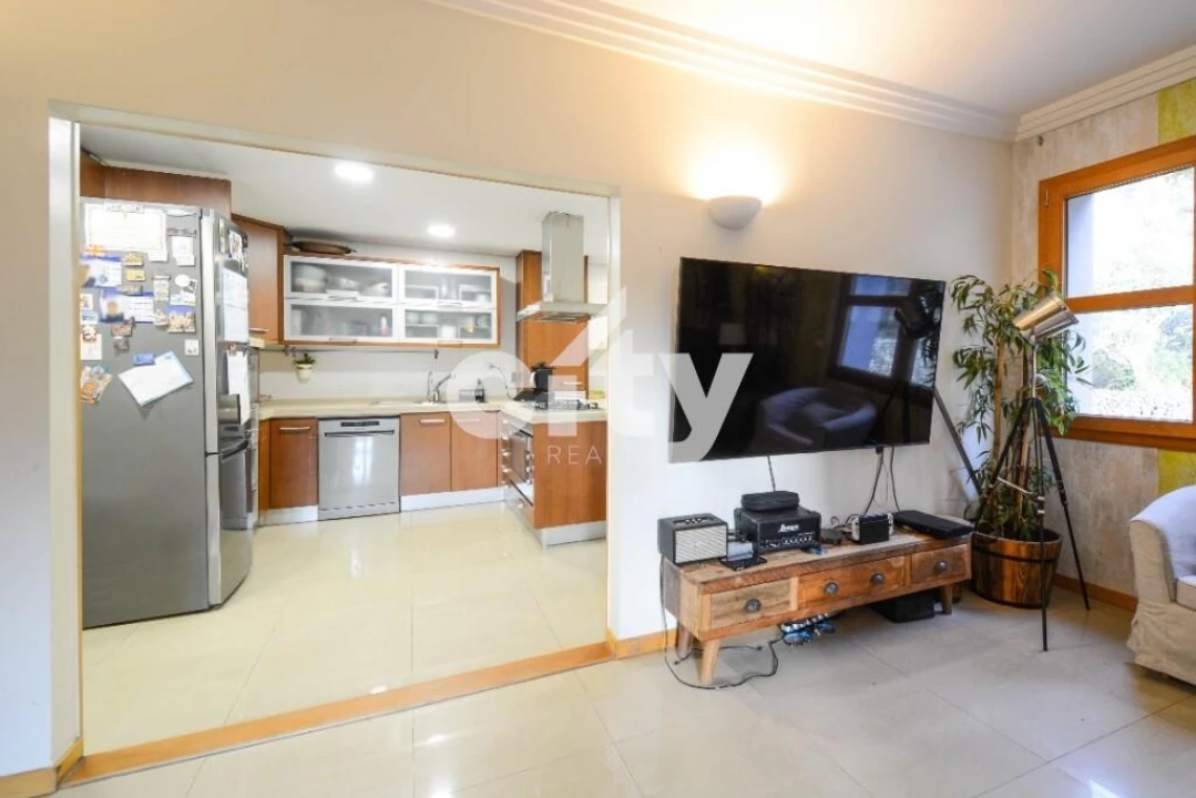 Apartamento T4 para Venda em Póvoa de Santo Adrião e Olival Basto Foto 7