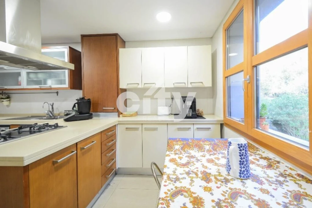 Apartamento T4 para Venda em Póvoa de Santo Adrião e Olival Basto Foto 10