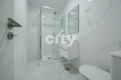 Apartamento T2 para Venda em Venteira