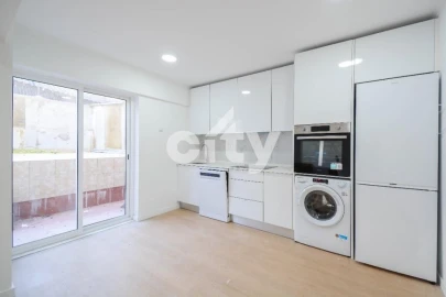 Apartamento T2 para Venda em Venteira
