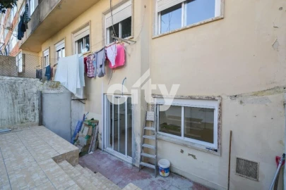 Apartamento T2 para Venda em Venteira