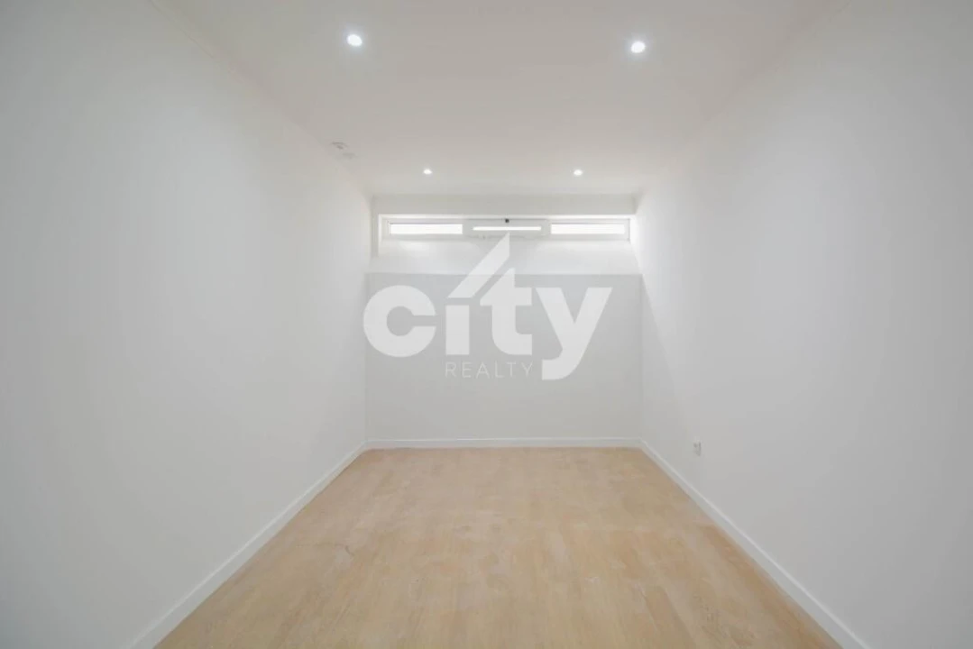 Apartamento T2 para Venda em Venteira Foto 20