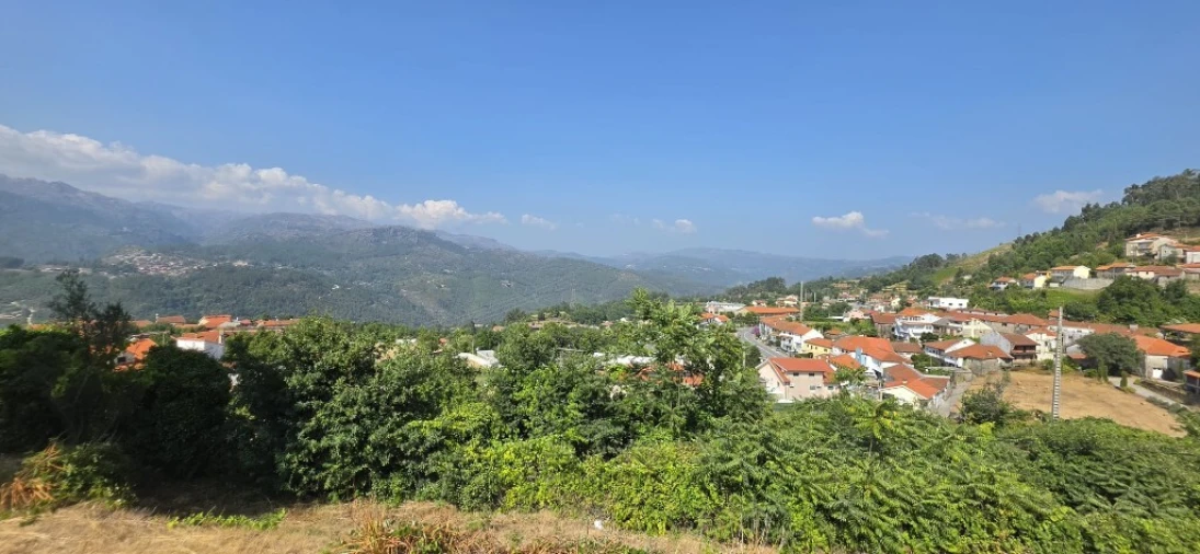 Terreno para Venda em Salamonde Foto 11