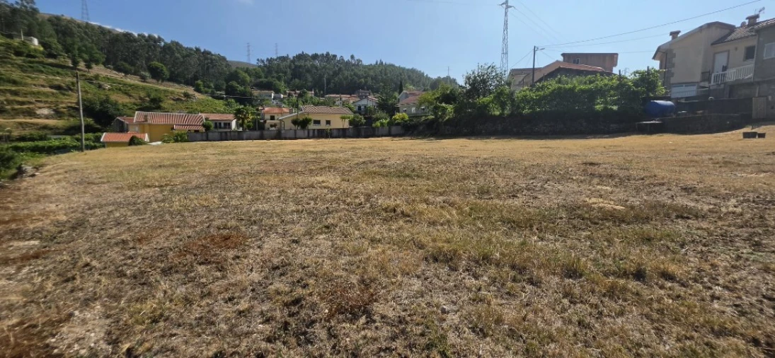 Terreno para Venda em Salamonde Foto 4