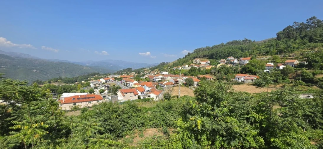Terreno para Venda em Salamonde Foto 9