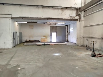 Armazém para Arrendamento em Santa Maria e São Miguel, São Martinho, São Pedro Penaferrim