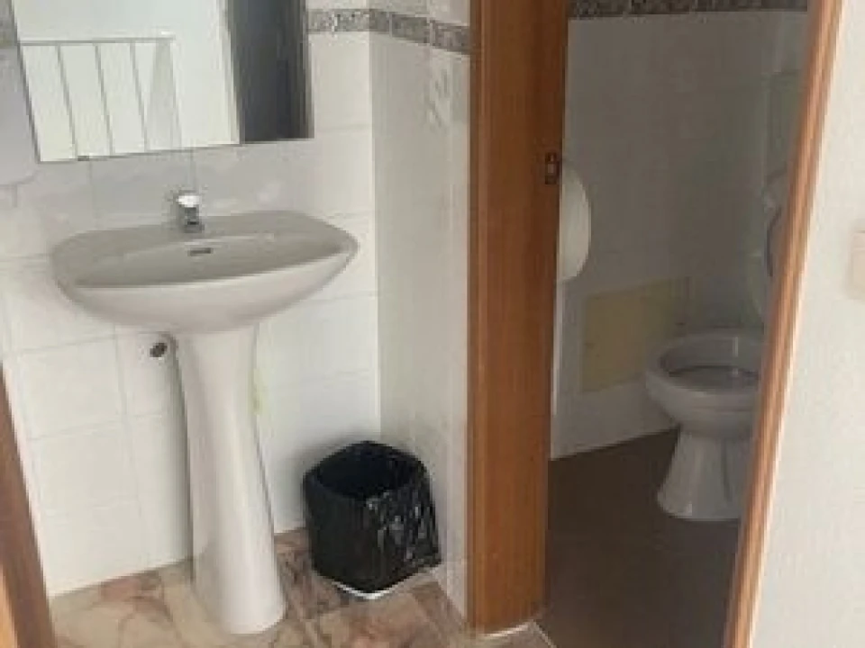 Armazém para Arrendamento em Santa Maria e São Miguel, São Martinho, São Pedro Penaferrim Foto 2