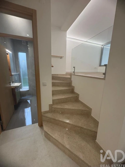 Apartamento T2 para Arrendamento em Aljubarrota