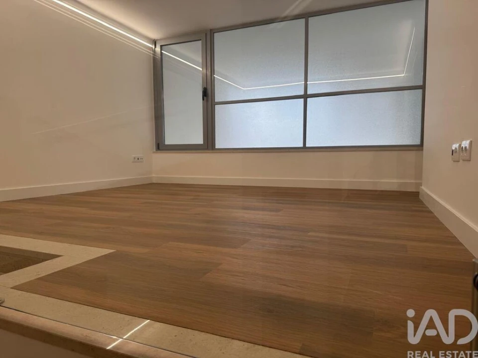Apartamento T2 para Arrendamento em Aljubarrota Foto 15