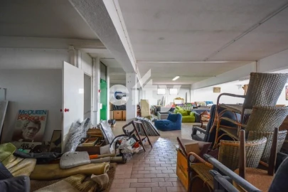 Prédio para Venda em Pontinha e Famões