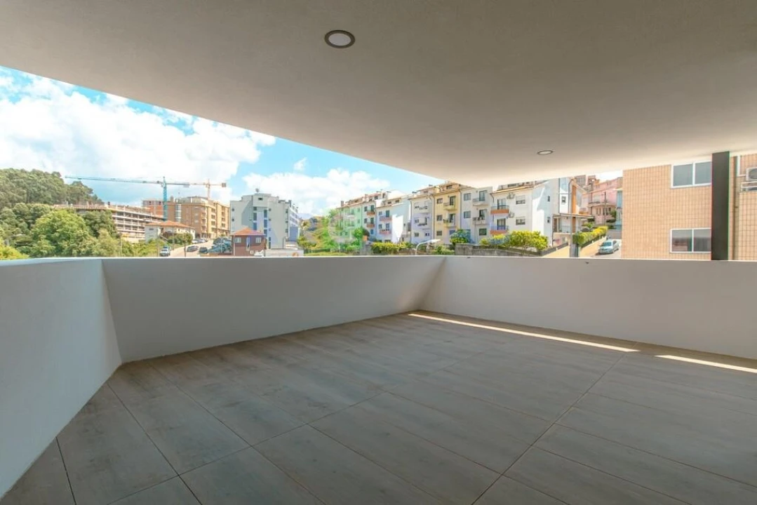 Apartamento T4 para Venda em Gondomar (São Cosme), Valbom e Jovim Foto 9