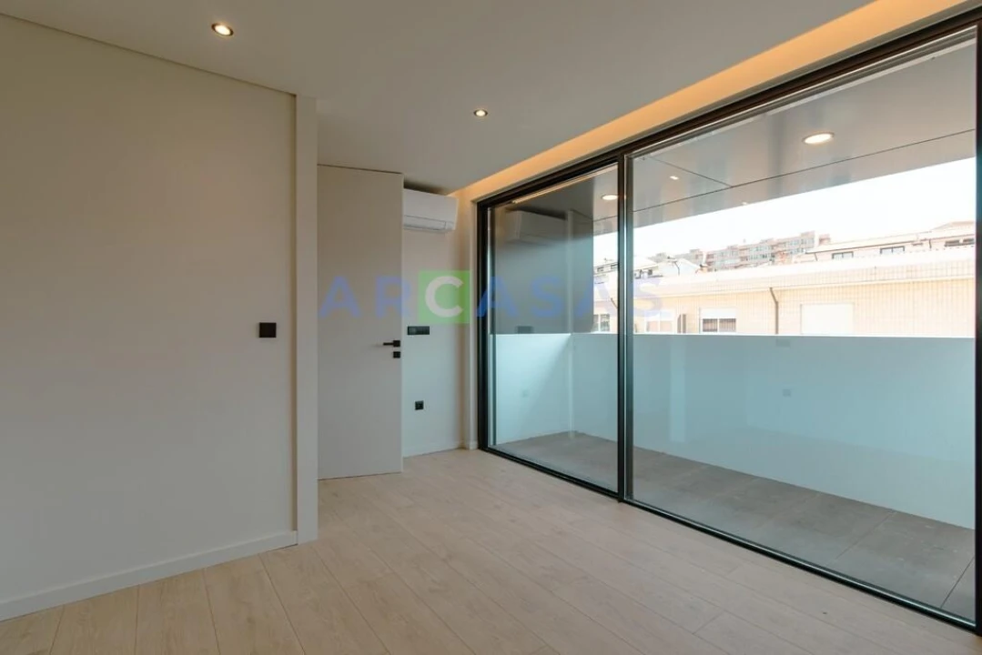 Apartamento T4 para Venda em Gondomar (São Cosme), Valbom e Jovim Foto 23