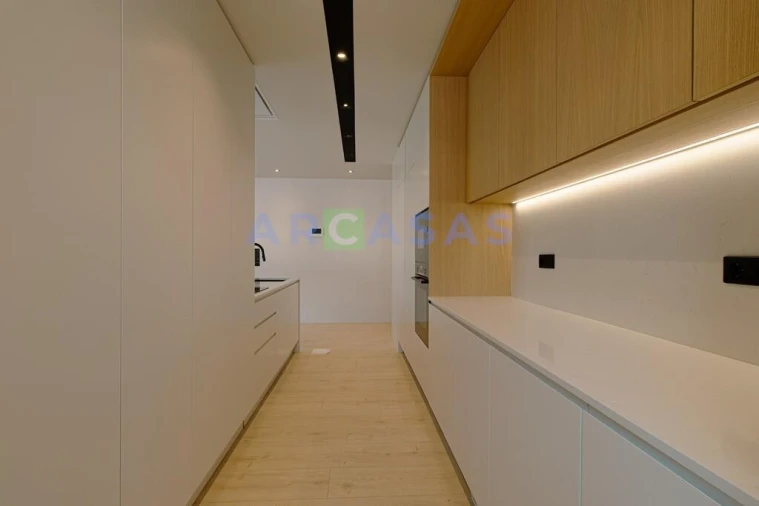 Apartamento T4 para Venda em Gondomar (São Cosme), Valbom e Jovim Foto 2