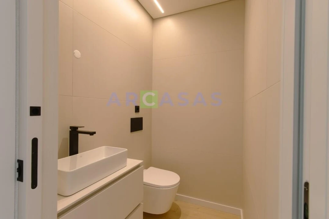Apartamento T4 para Venda em Gondomar (São Cosme), Valbom e Jovim Foto 25