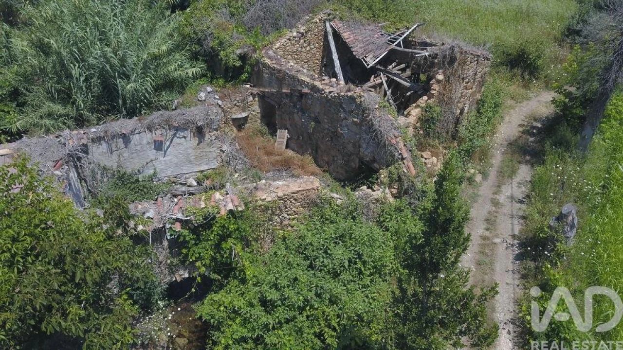 Moradia para Venda em Serpins Foto 11