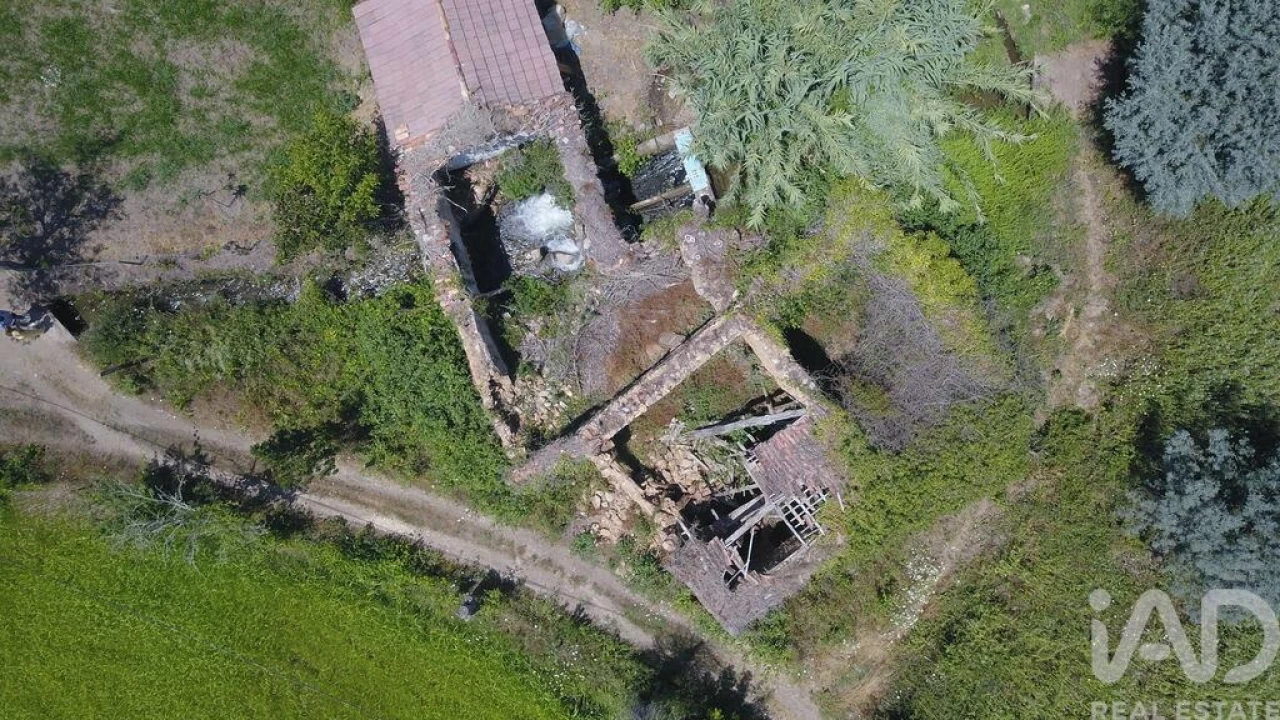 Moradia para Venda em Serpins Foto 6