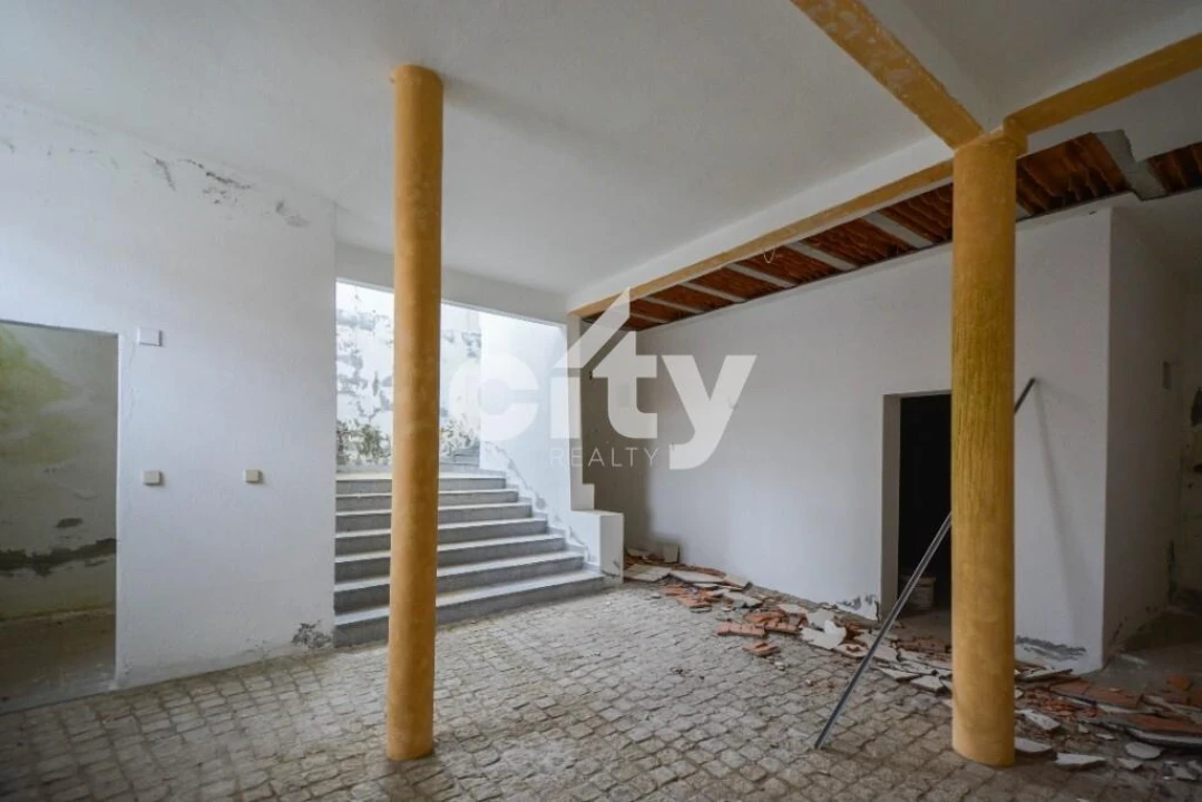 Prédio para Venda em Montargil Foto 15