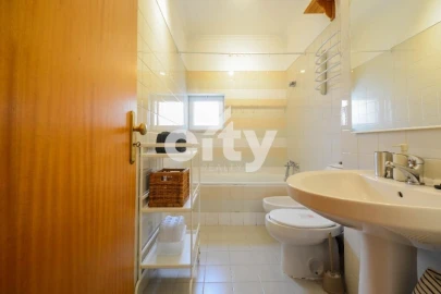 Apartamento T1 para Venda em Lumiar