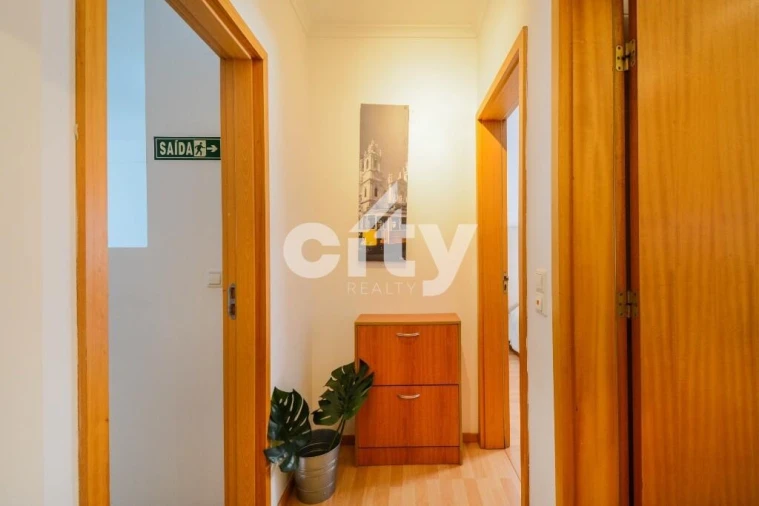 Apartamento T1 para Venda em Lumiar Foto 12